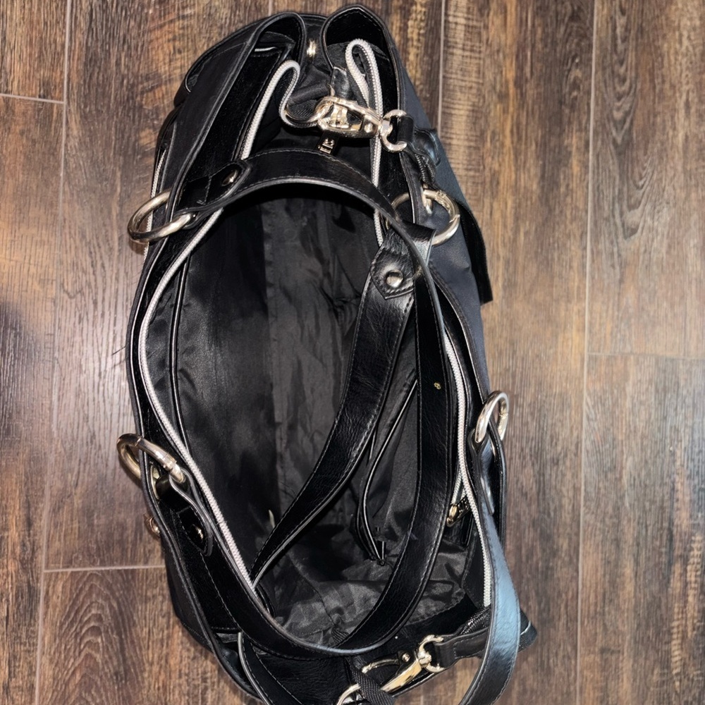 BÉIS The Diaper or Everyday Bag In Black - Picture 7 of 16